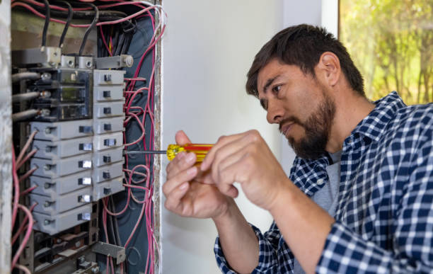 Best Affordable Emergency Electrician  in Thorp, WI